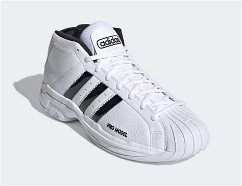 adidas pro model zwart dames